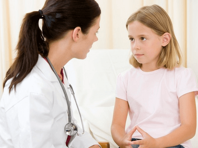 Ребенок на консультации у врача